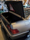 Beige Mercedes R129 delebil thumbnail