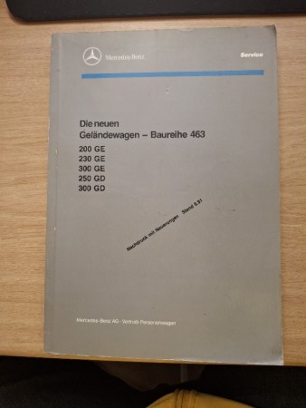 Mercedes Benz Servicehefte for W463