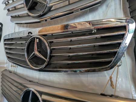 Grill til S-Klasse W220